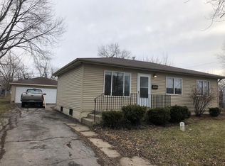 22401 Strassburg Ave, Sauk Village, IL