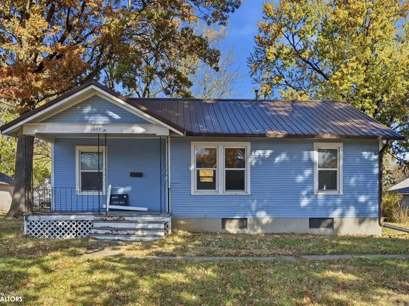 1007 W Stone Ave, Fairfield, IA 52556