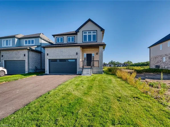30 Ford Dr, Stratford, ON N5A 0L3