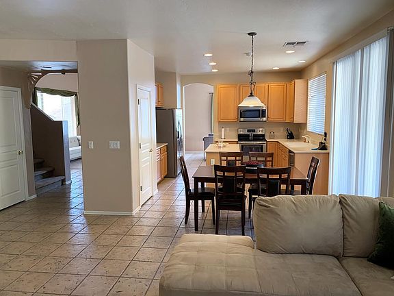 4th image of 4365 N Sunset Cliff Dr