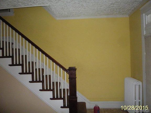 2nd image of 3015 Dill Ave