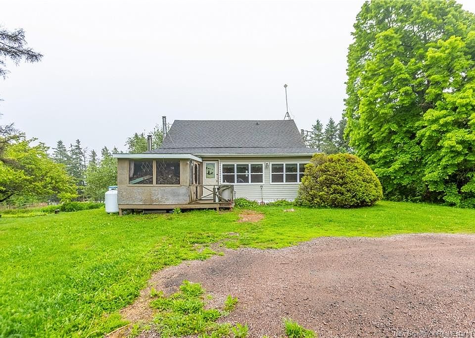 1st image of 141 Aulac Rd