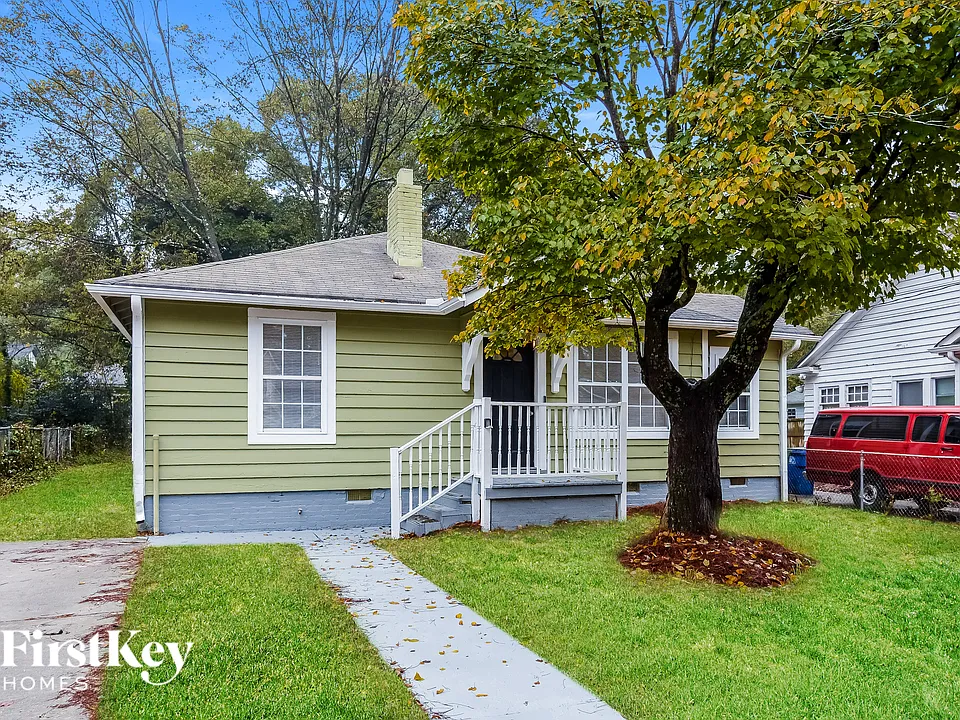 1583 Pineview Ter SW