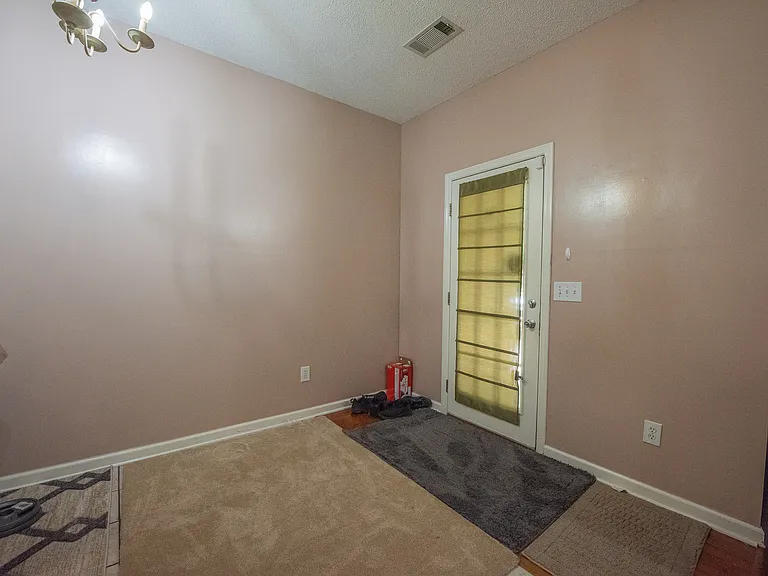 1432 S Donahue Dr #B — Photo 15