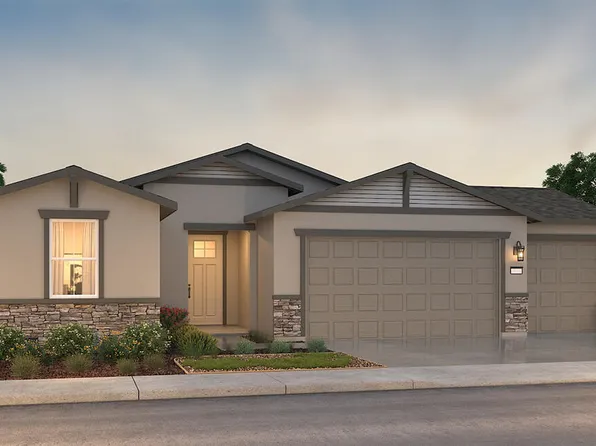 2264 Madalyn Avenue #67, Tulare, CA 93274