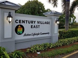 295 Newport Ct #T, Deerfield Beach, FL 33442