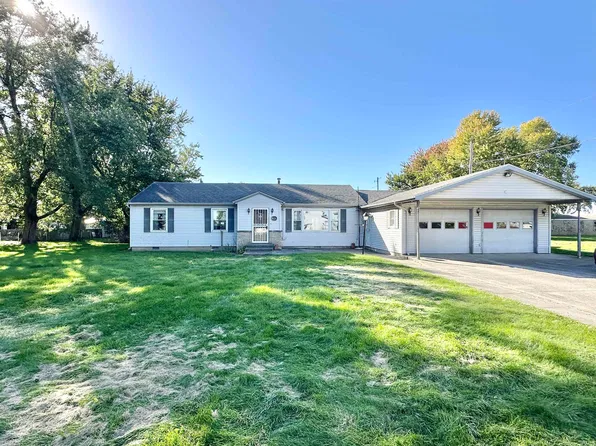 1626 Centre St, Woodburn, IN 46797