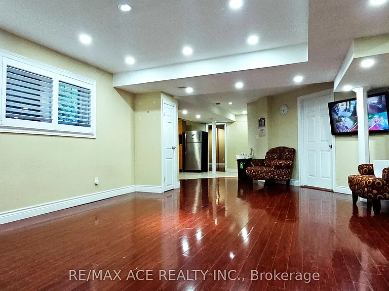 25 Fawnridge Trl #BASEMENT — Photo 11