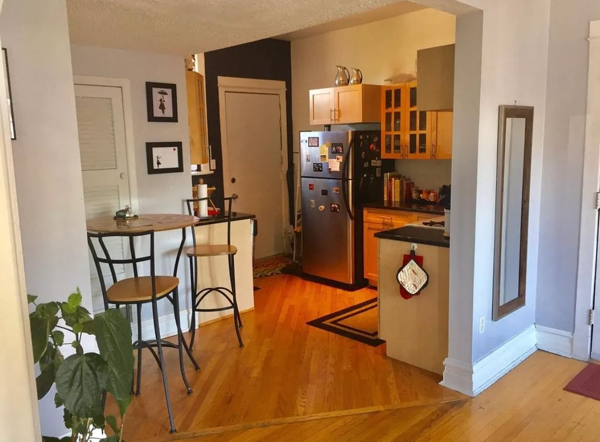 2 bed, 900 sqft, $2,600 — Photo 3