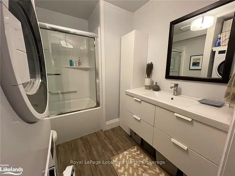 15 Harbour St W #244 — Photo 5