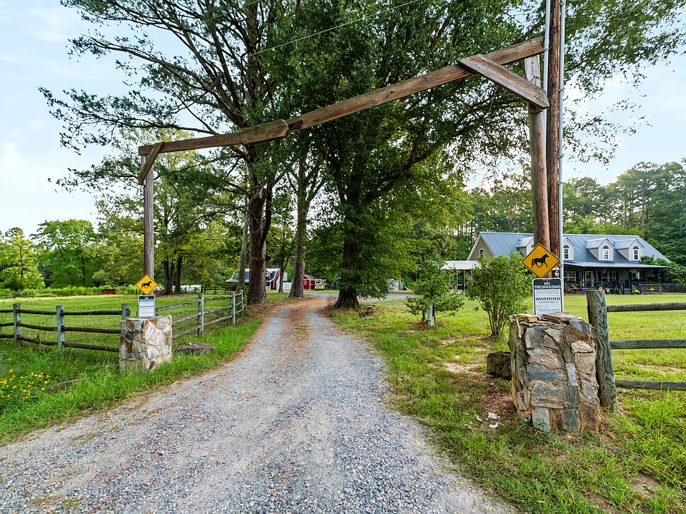1st image of 347 Curt Dowdy Rd #1