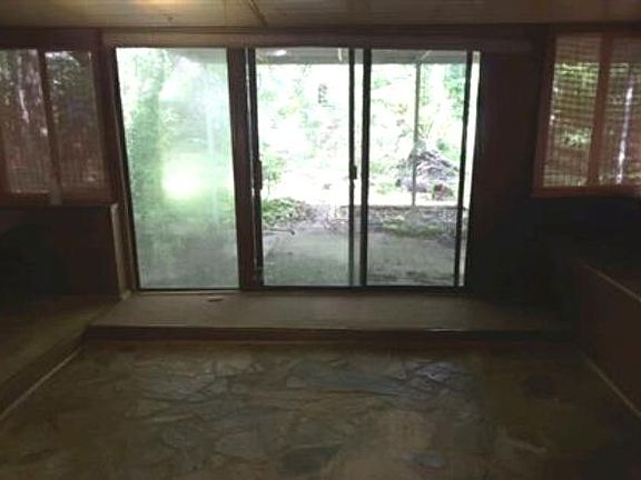 5th image of 48 Charlwood Ave