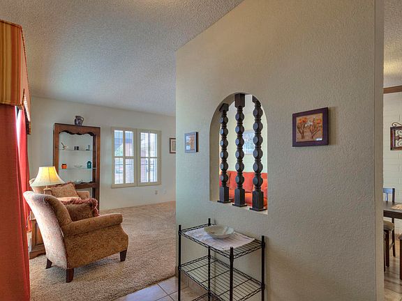 4th image of 245 W Placita De Los Anillos