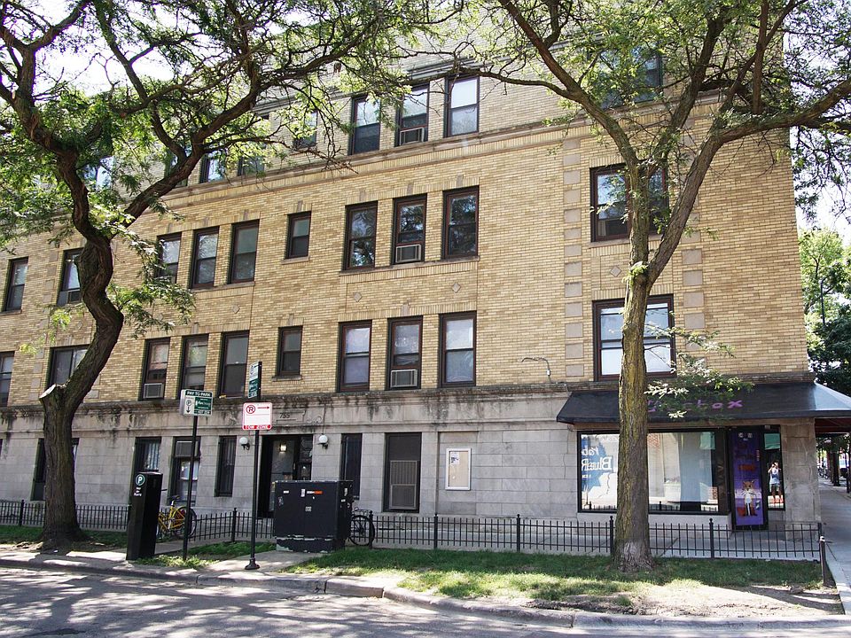 1st image of 755 W Cornelia Ave APT 207