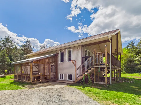 235 Rock Point Rd, Kearney, ON P0A 1M0