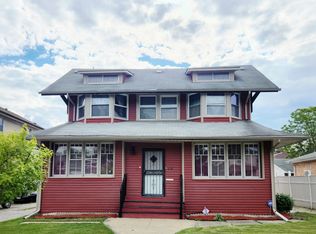 628 S 16th Ave, Maywood, IL