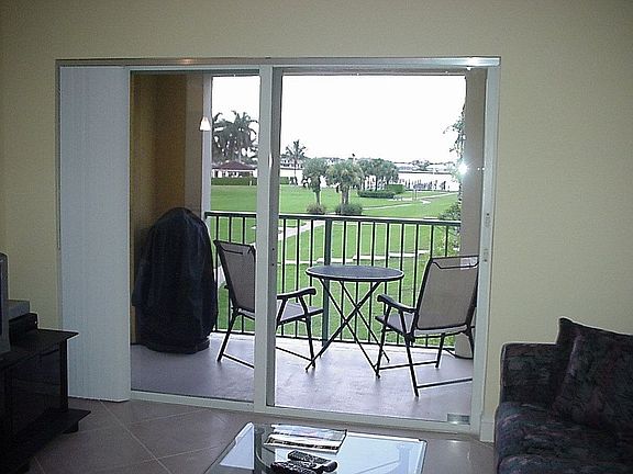 Watch the boats go by!