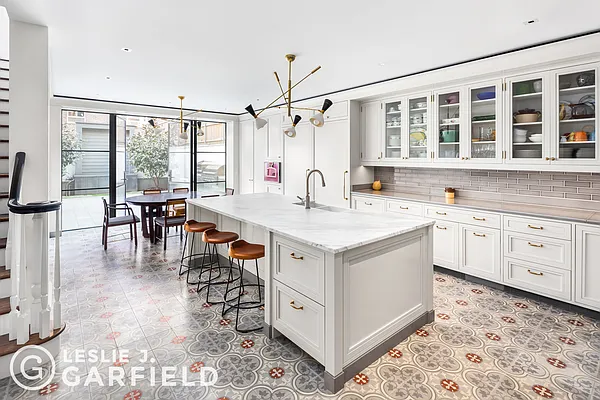 Sold by Leslie J. Garfield | media 12