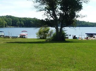 11209 Elizabeth Dr, Three Rivers, MI 49093