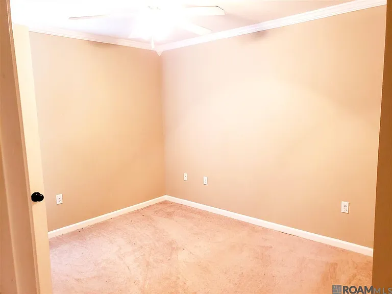 14364 Summerset Dr — Photo 11