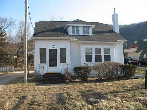 1st image of 1441 Gilmore Ave