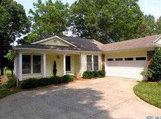 11200 Quiet Wood Ct, Charlotte, NC 28277