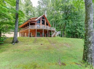 935 Smith Cir, Dawsonville, GA 30534