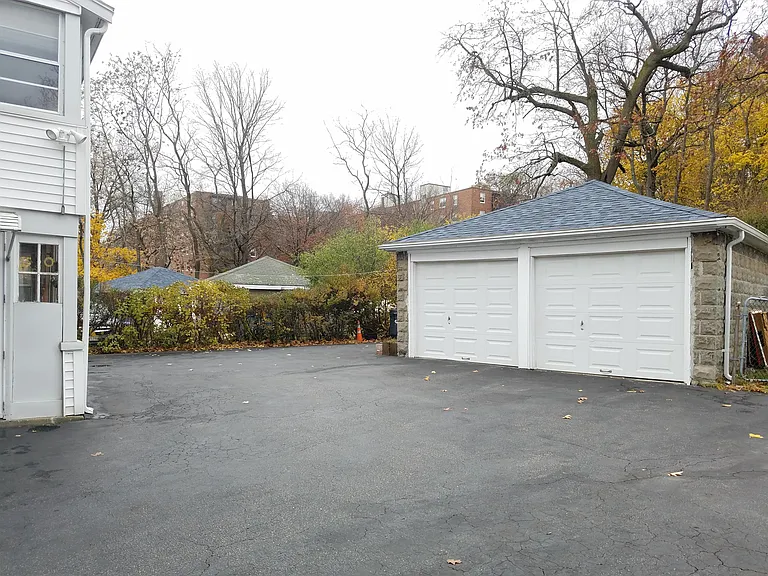 63 Gordon St #1 — Photo 3