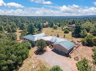 51 Granny Canyon Trl, Tijeras, NM 87059