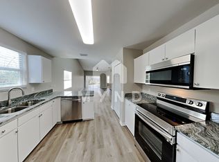 3599 Raintree Ter, Lakeland, FL 33803