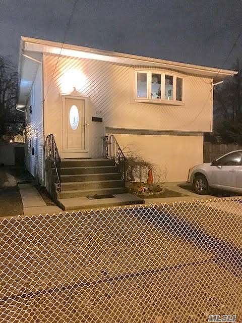 1st image of 217 Grand St