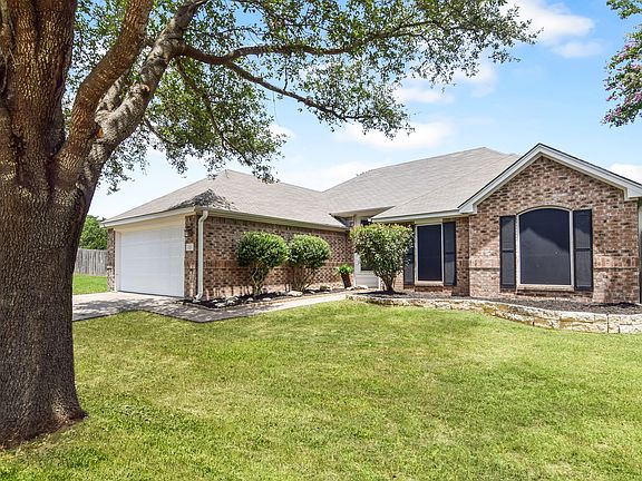 3rd image of 5711 Ellington Ct