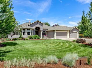 750 Meridian Rd, Eagle Pt, OR 97524