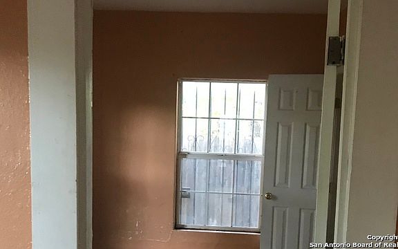 5th image of 1338 Hermine Blvd