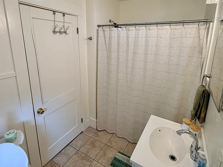 16 Railroad Ave #C — Photo 15