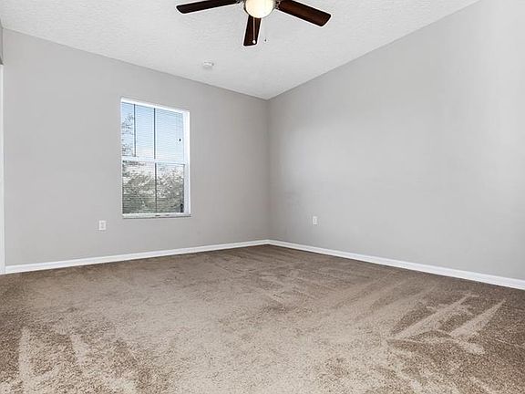 4th image of 2115 Fleet Ct