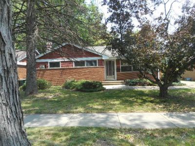 219 N Wilke Rd, Arlington Heights, IL, 60005