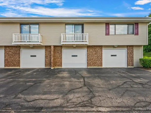 1435 Millbrook Ct, Schaumburg, IL