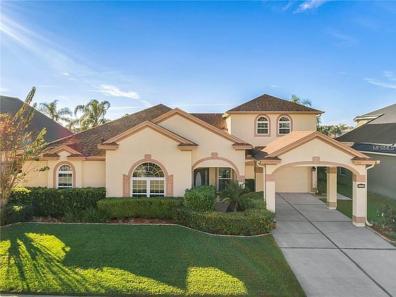 5th image of 555 Cedar Forest Cir