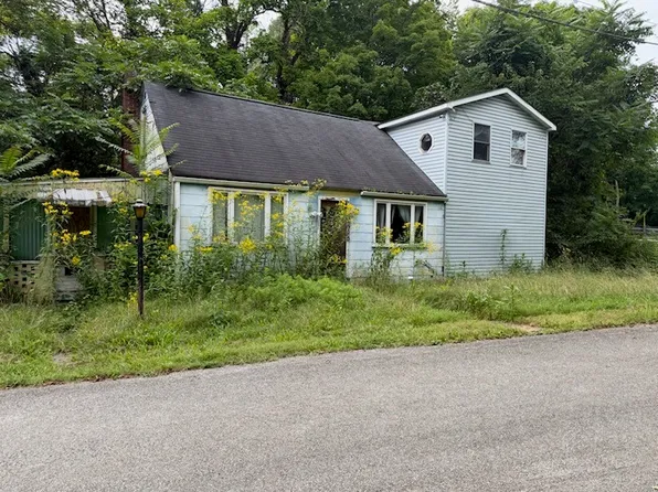 202 Clark St, Saltsburg, PA 15681