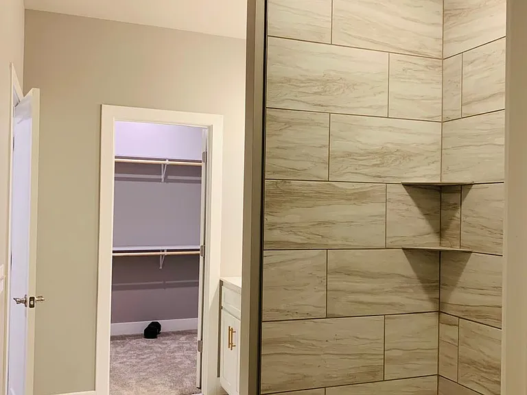 229 Wellington Dr — Photo 15