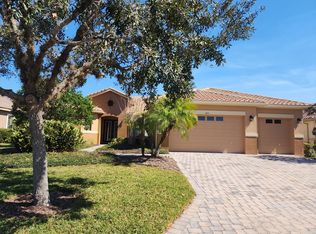 453 Sorrento Rd, Poinciana, FL 34759