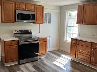 218 Vernon St #1, Worcester, MA 01607