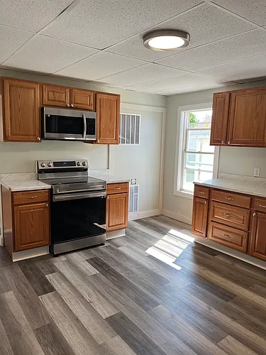 218 Vernon St #1 Photo 1