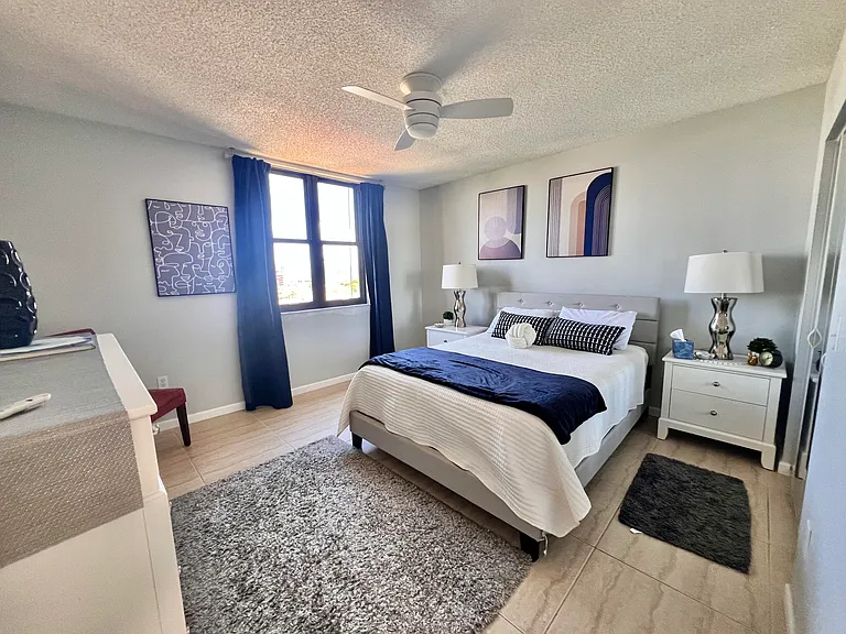 651 Okeechobee Blvd #706 — Photo 27