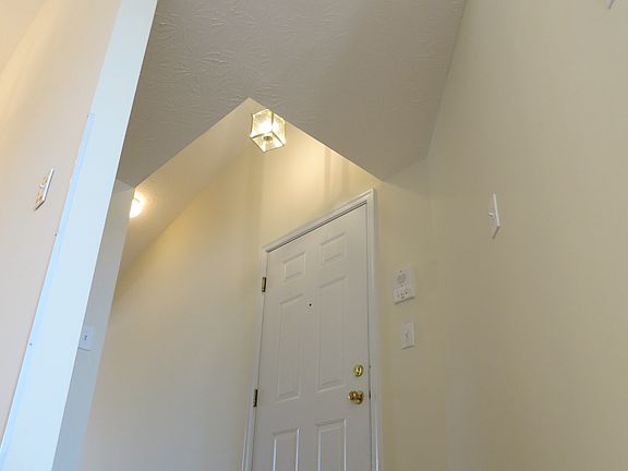 4th image of 351 Doublegate Dr #6F