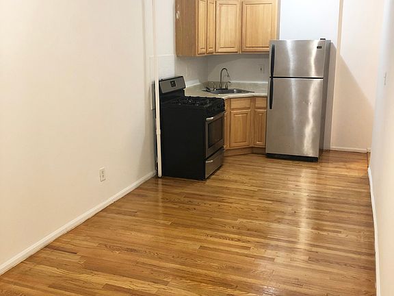 5th image of 178 Kingsland Ave #1D
