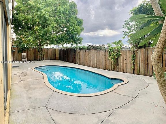 3rd image of 15809 SW 60th Ter