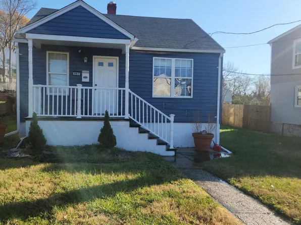 807 57th Pl, Capitol Heights, MD 20743
