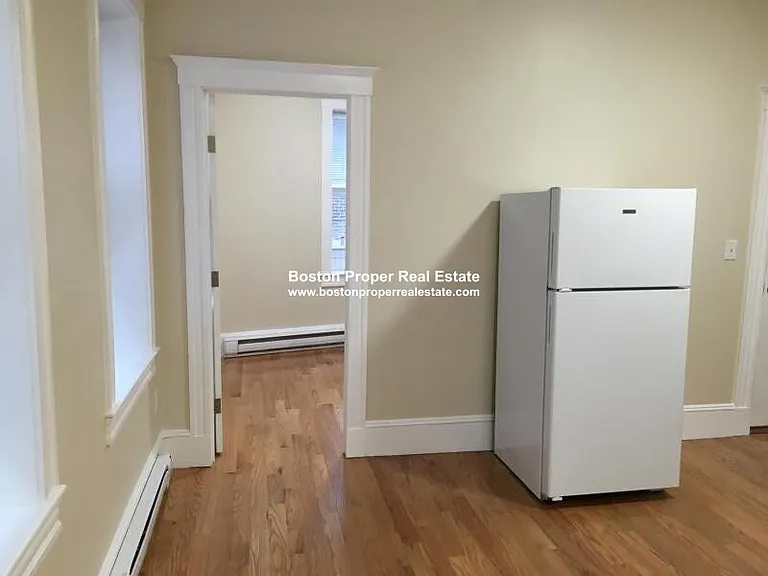891 Huntington Ave #4 — Photo 5